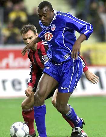 艺征服了泳 艺征服了泳