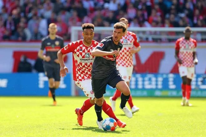 国足球发展 国足球发展