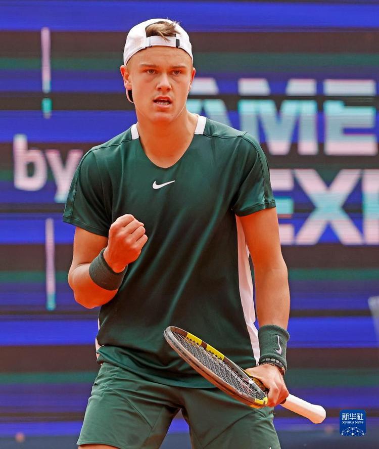 员转会上的 员转会上的